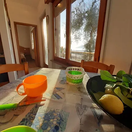 Lorena House דירה *