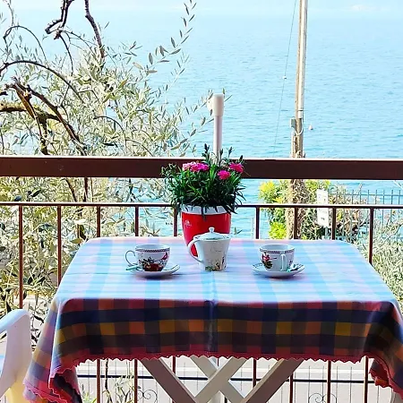 Lorena House شقة *